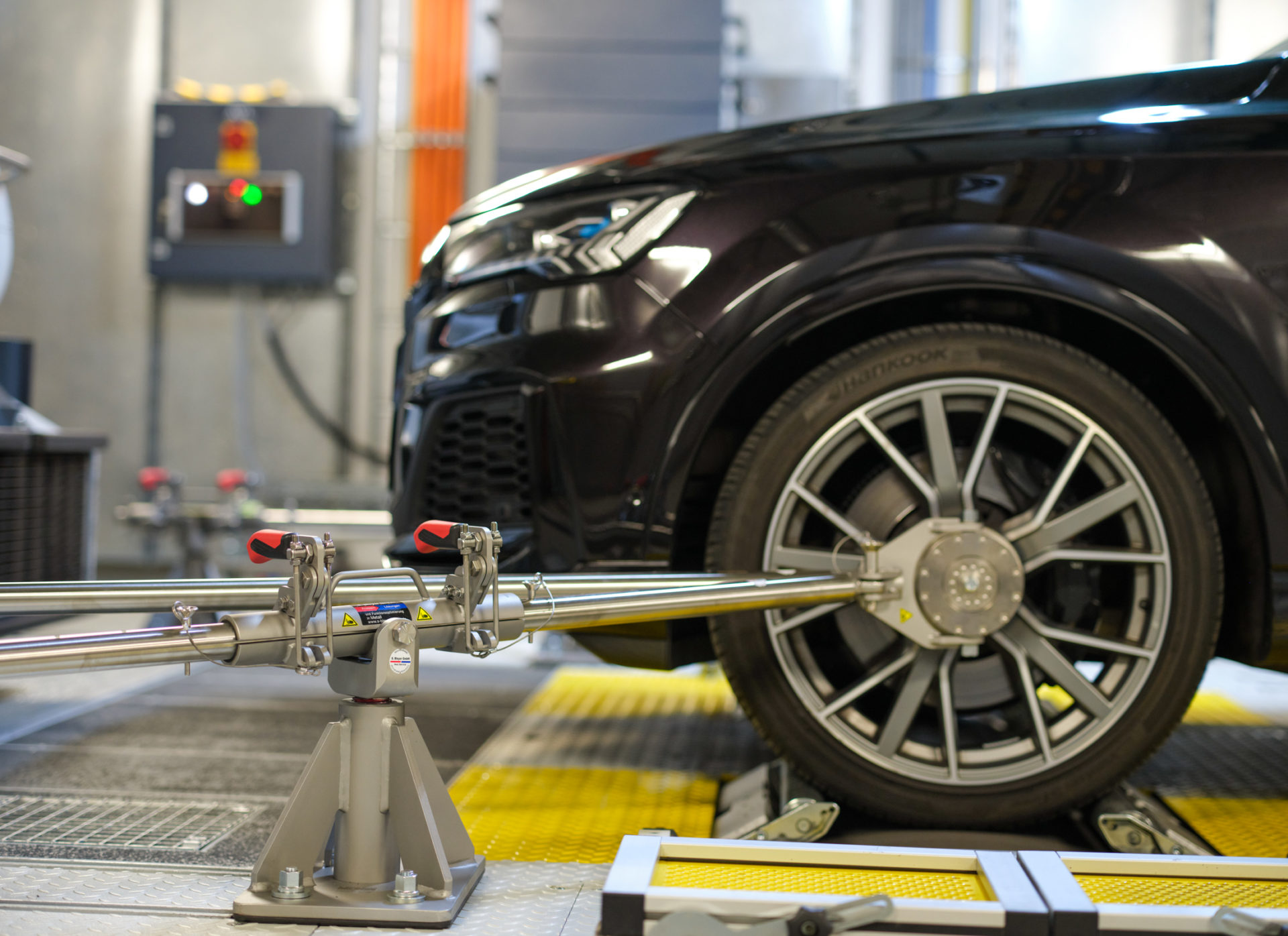 automotive test chamber accessories, vehicle fixation